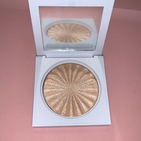 Ofra highlighter 🔸 - Picture 4 of 11